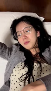 眼睛妹，对话骚