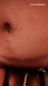 你的屌好厉害好会操啊！深圳女生想尝试一下吗？操潮汕99年肥臀纹身少妇